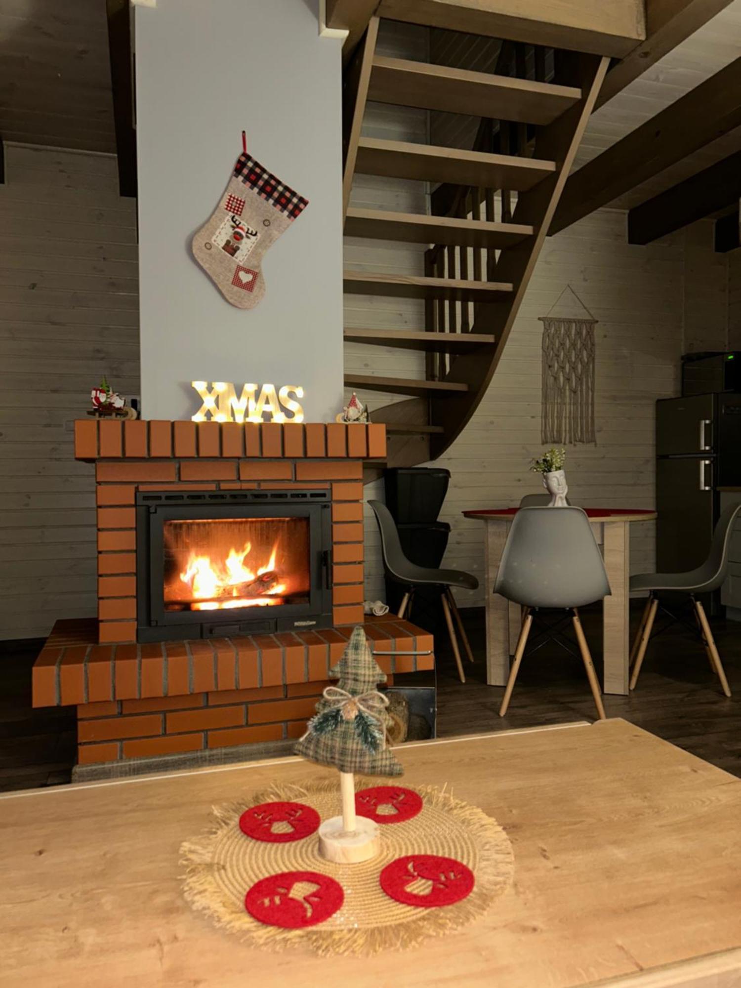 Ferienhaus Pod Debami Nad Zalewem Chancza Z Balia Oraz Sauna Na Wylacznosc Rakow (Kielce)